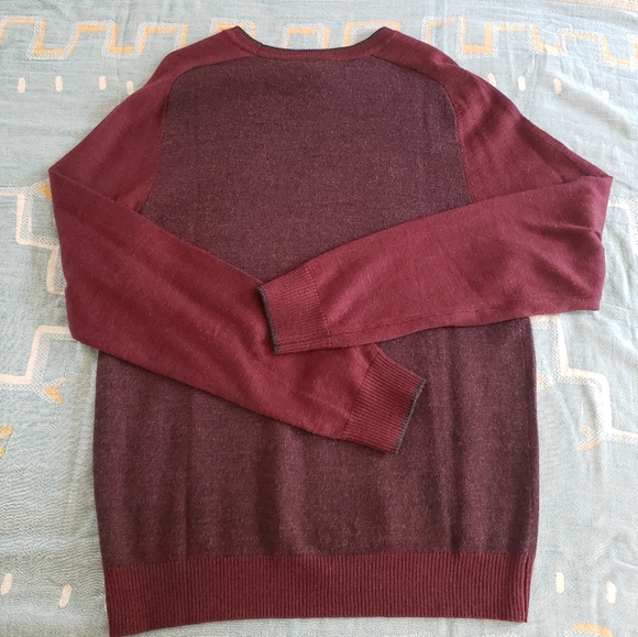 Mens Crewneck Sweater Size Medium Burgundy New - Picture 8 of 8